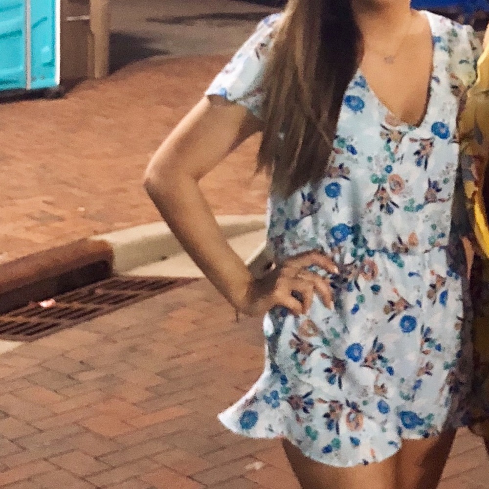 Romper - Picture 2 of 2